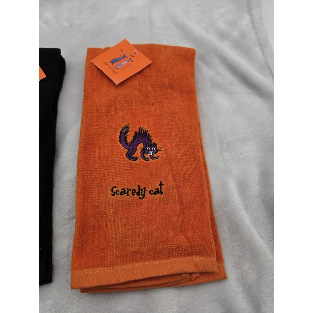 Vtg Nos halloween kitchen towels 2